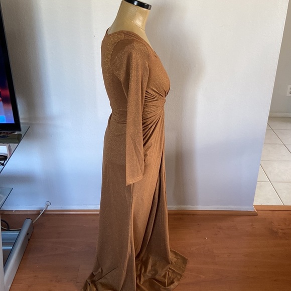 NWT Lapis Bronze V-neck Ruched Dress - Picture 3 of 6